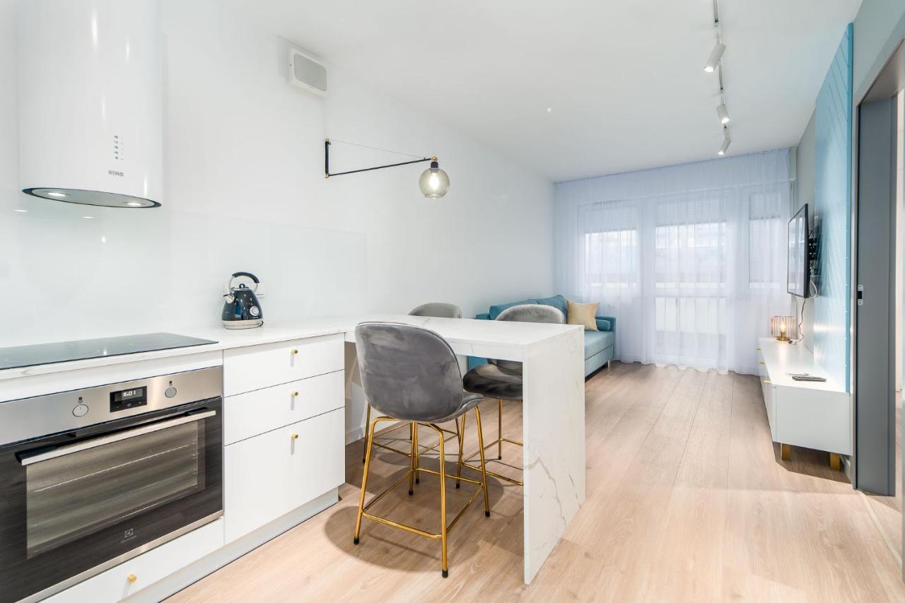 Apartamenty Alicja - W Cenie Dostep Do Spa โควอบเซก ภายนอก รูปภาพ